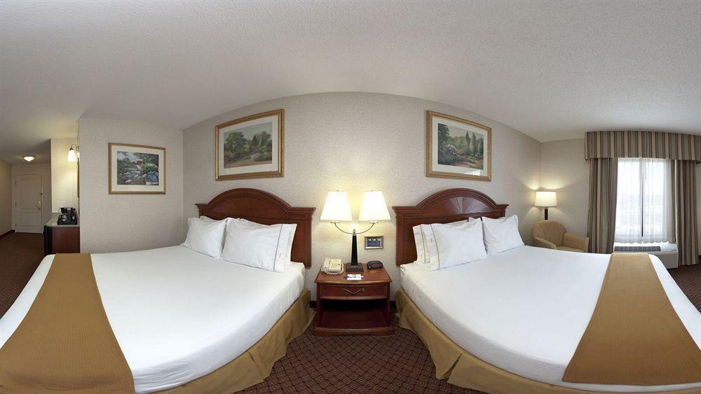 Holiday Inn Express & Suites - Sharon-Hermitage By Ihg West Middlesex Eksteriør billede