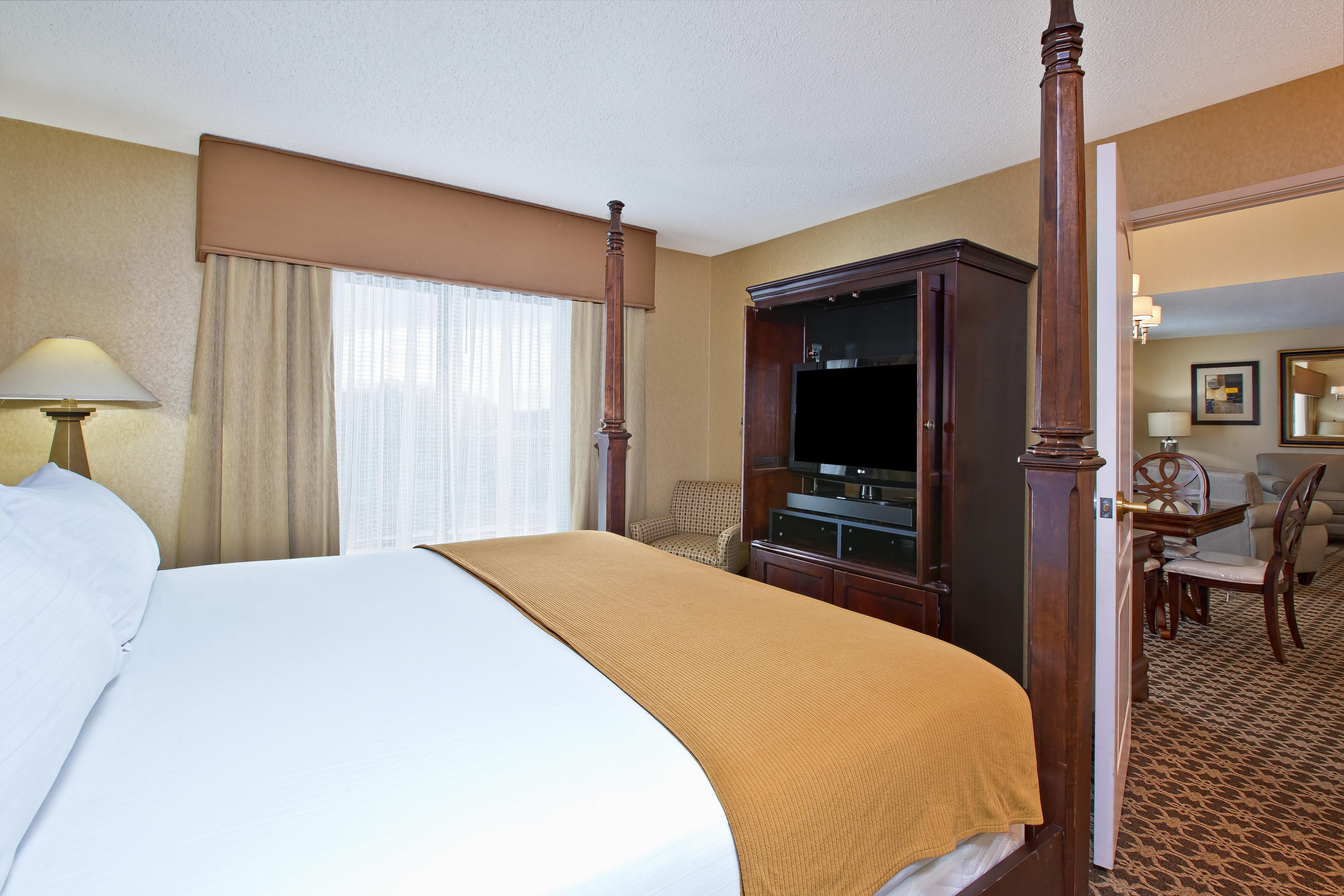 Holiday Inn Express & Suites - Sharon-Hermitage By Ihg West Middlesex Eksteriør billede
