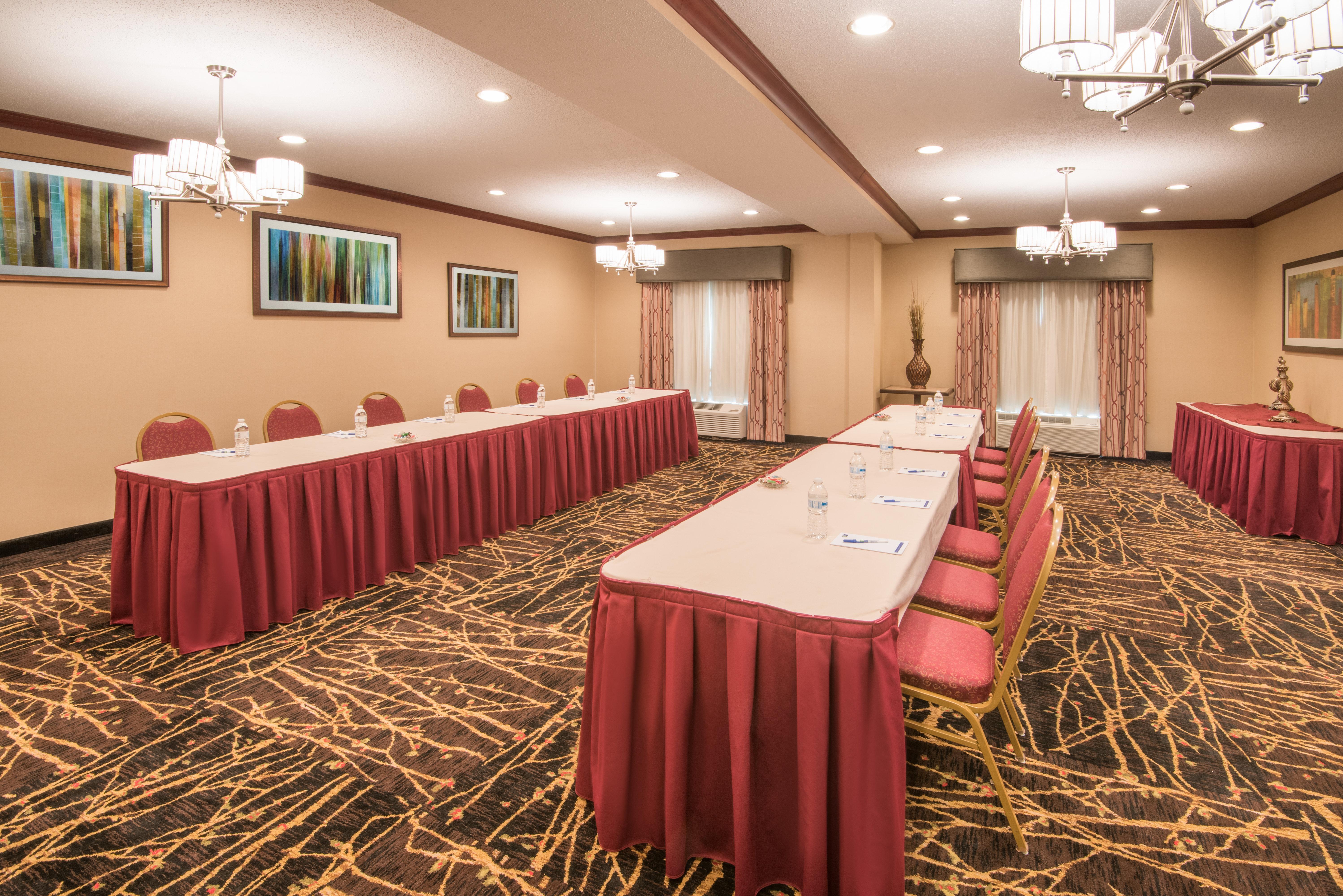 Holiday Inn Express & Suites - Sharon-Hermitage By Ihg West Middlesex Eksteriør billede