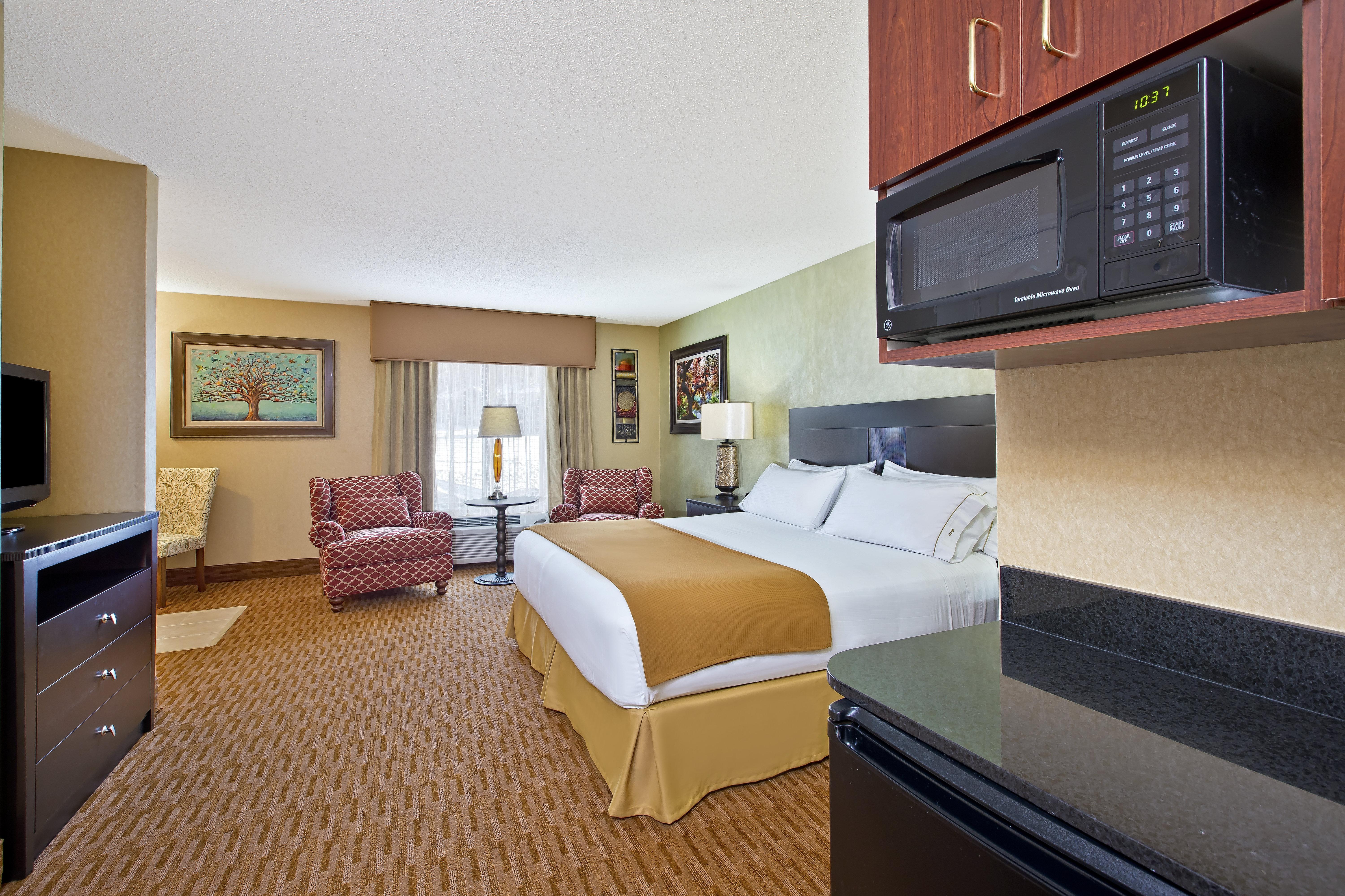 Holiday Inn Express & Suites - Sharon-Hermitage By Ihg West Middlesex Eksteriør billede