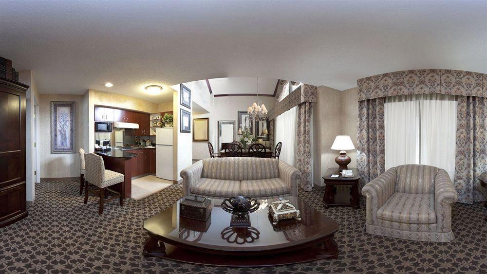 Holiday Inn Express & Suites - Sharon-Hermitage By Ihg West Middlesex Eksteriør billede